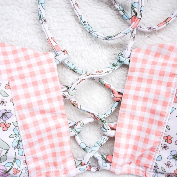 NWT White Floral Strappy Cheeky Bandeau Bikini Set - Picture 6 of 6